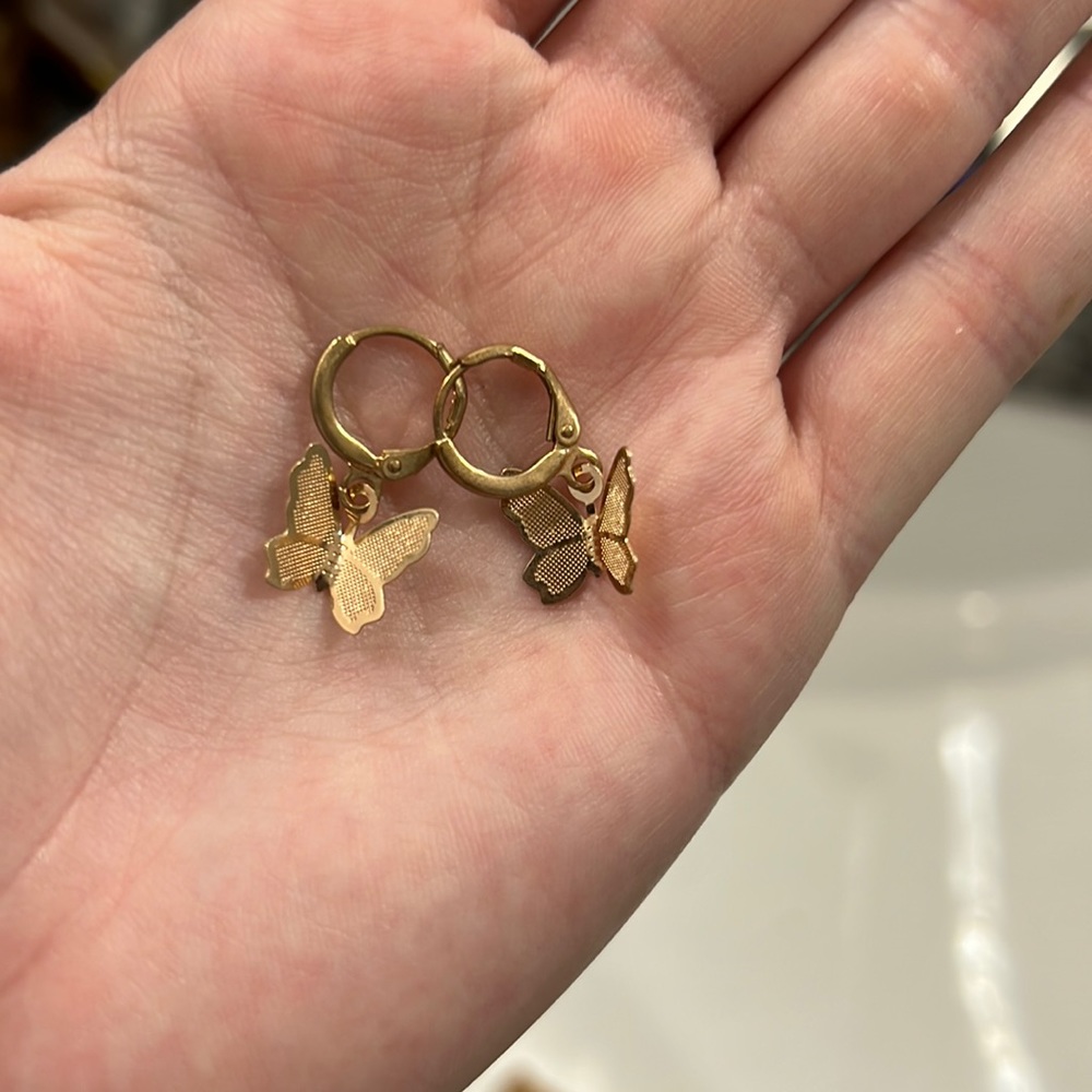 COPY - Gold dangle butterfly earrings brand new